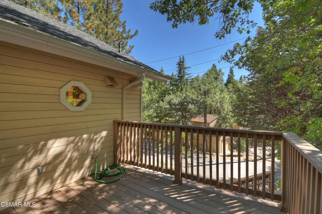 27618 W Shore Road, Lake Arrowhead, California 92352 home-pic-40