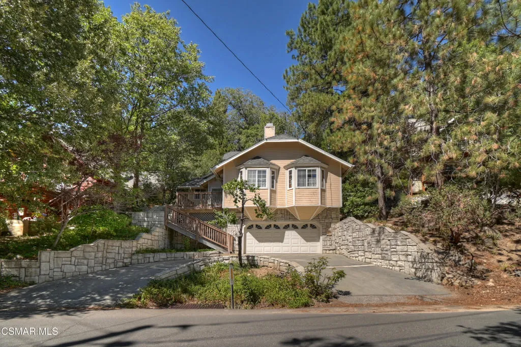27618 W Shore Road, Lake Arrowhead, California 92352 home-pic-6
