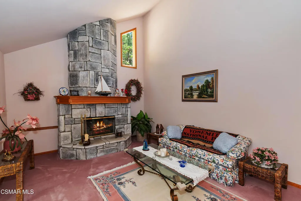 27618 W Shore Road, Lake Arrowhead, California 92352 home-pic-25
