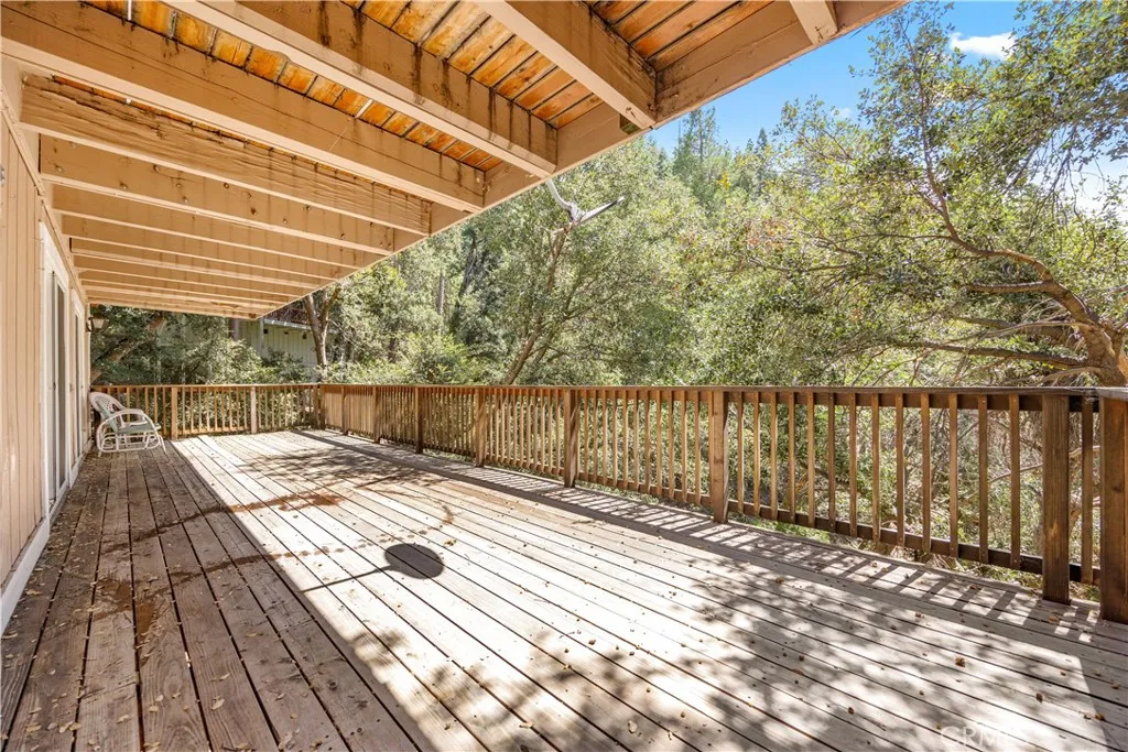 710 Arbula Drive, Crestline, California 92325 home-pic-16