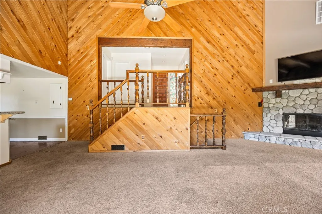 710 Arbula Drive, Crestline, California 92325 home-pic-19