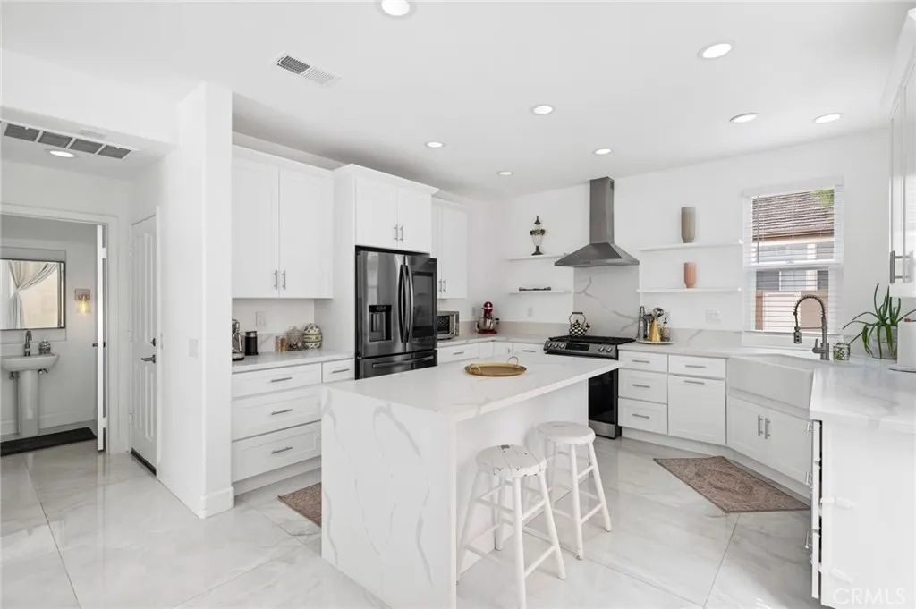 18 Lessay, Newport Coast, California 92657 home-pic-8