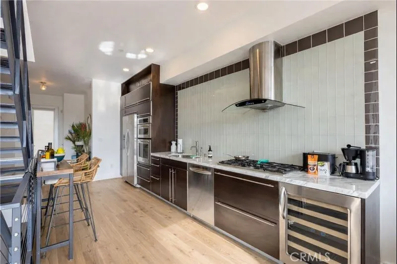 1250 N Harper Avenue 306, West Hollywood, California 90046 home-pic-4