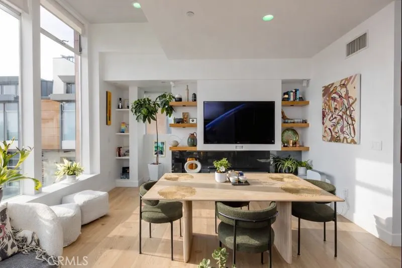 1250 N Harper Avenue 306, West Hollywood, California 90046 home-pic-7