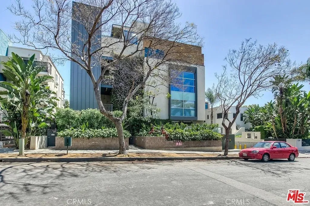 1250 N Harper Avenue 306, West Hollywood, California 90046 home-pic-1
