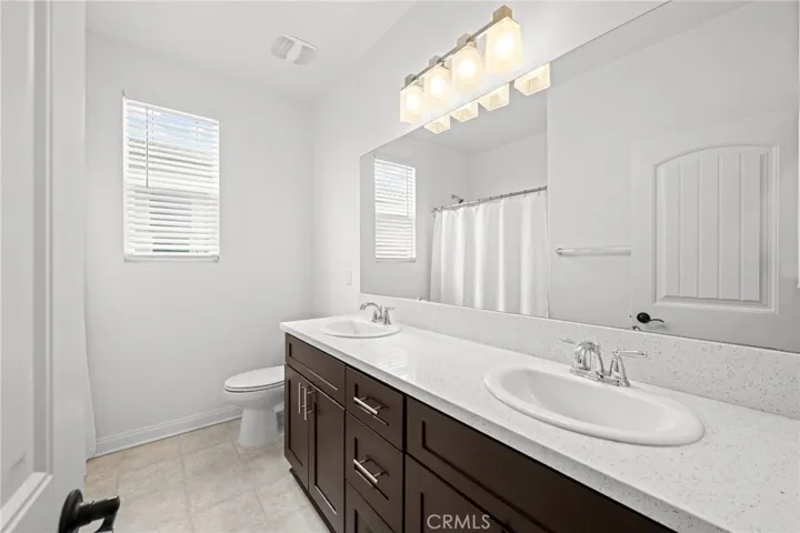 Upstairs Guest Bathroom