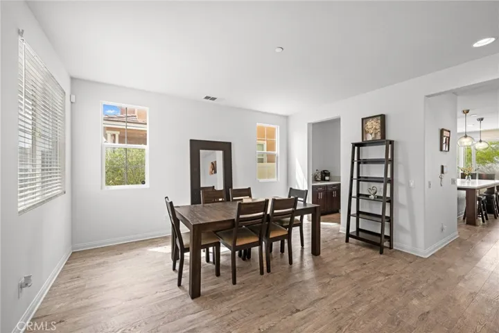 Formail Dining room