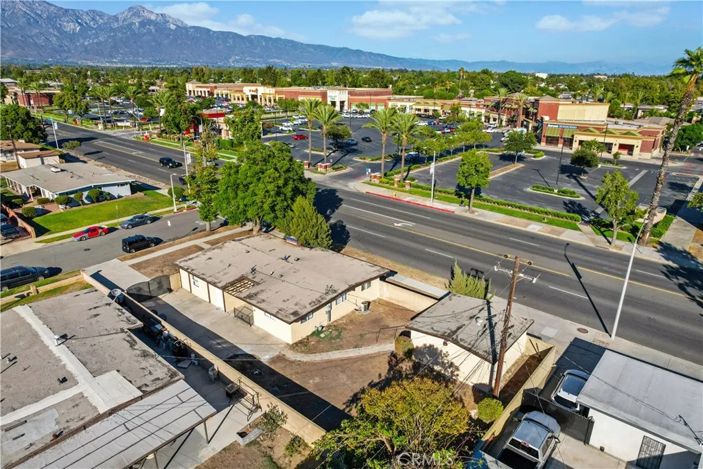 1105 W Berkeley Court, Ontario, California 91762 home-pic-39