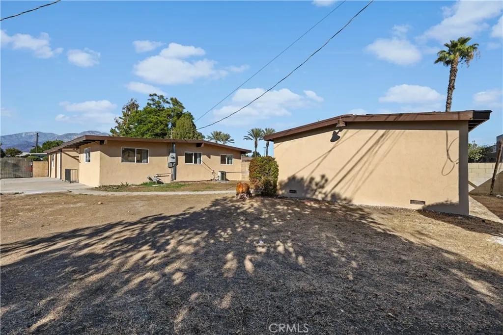 1105 W Berkeley Court, Ontario, California 91762 home-pic-33
