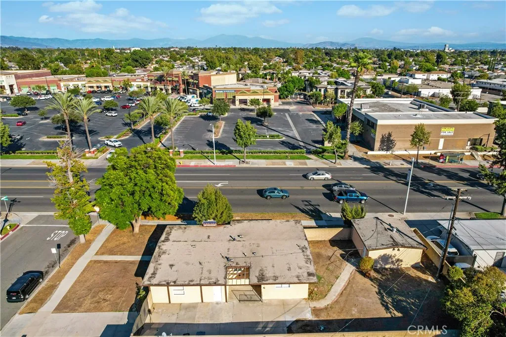 1105 W Berkeley Court, Ontario, California 91762 home-pic-38