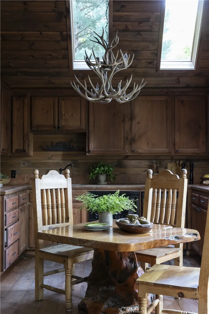 27710 West Shore Road, Lake Arrowhead, California 92352 home-pic-25