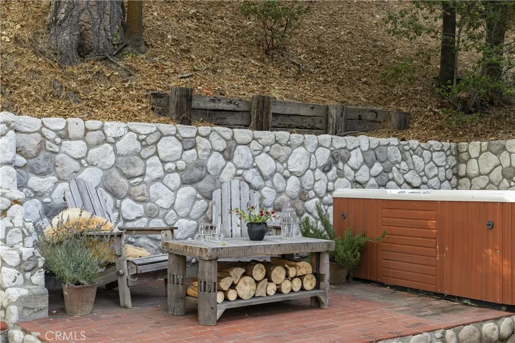 27710 West Shore Road, Lake Arrowhead, California 92352 home-pic-18