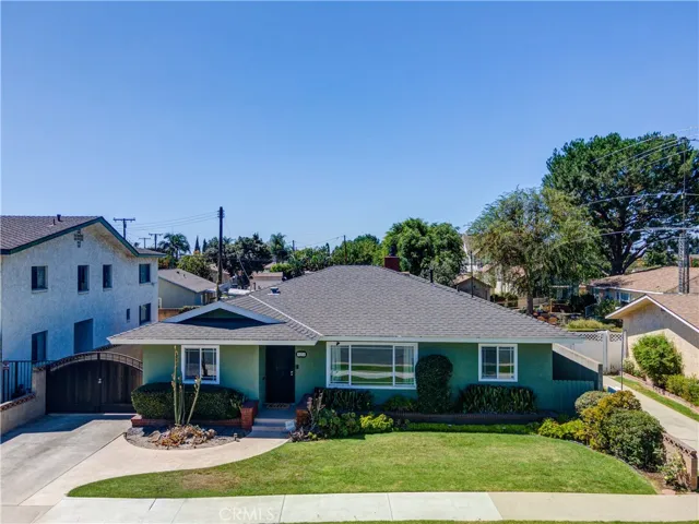 9234 Rosser Street, Bellflower, California 90706