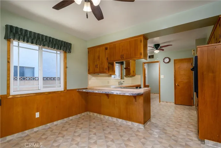 Dining room/kitchen