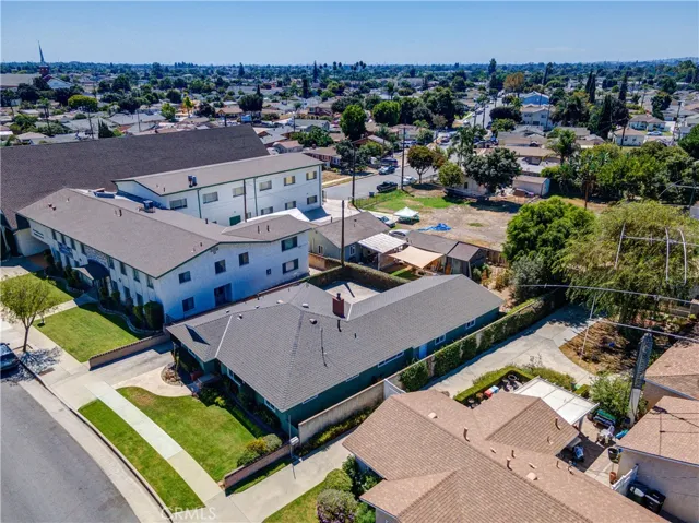 9234 Rosser Street, Bellflower, California 90706