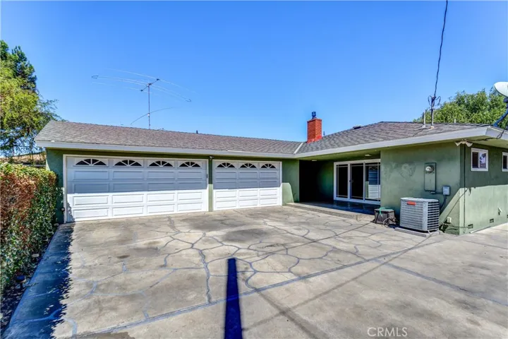 9234 Rosser Street, Bellflower, California 90706