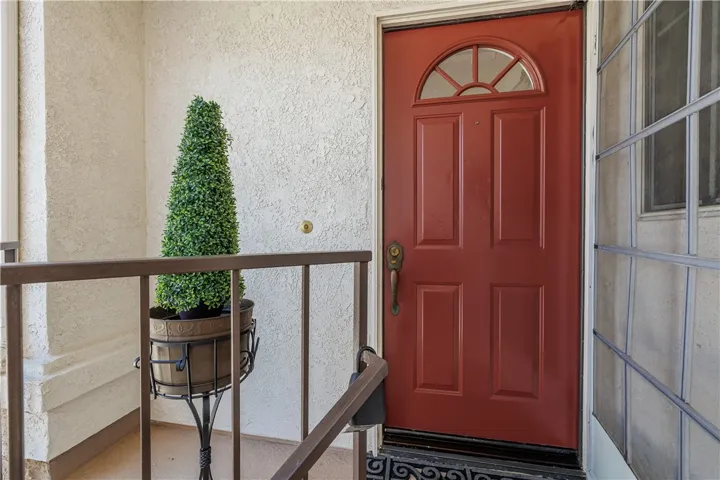 Lovely Entry into the Home.