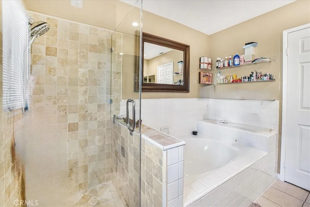 18612 Hilton Court, Canyon Country, California 91351 home-pic-17