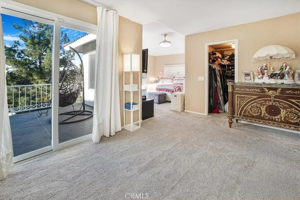 18612 Hilton Court, Canyon Country, California 91351 home-pic-16