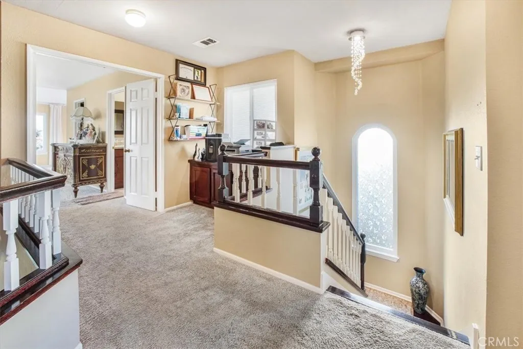 18612 Hilton Court, Canyon Country, California 91351 home-pic-8