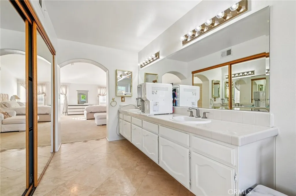 25507 Longfellow Place, Stevenson Ranch, California 91381 home-pic-40
