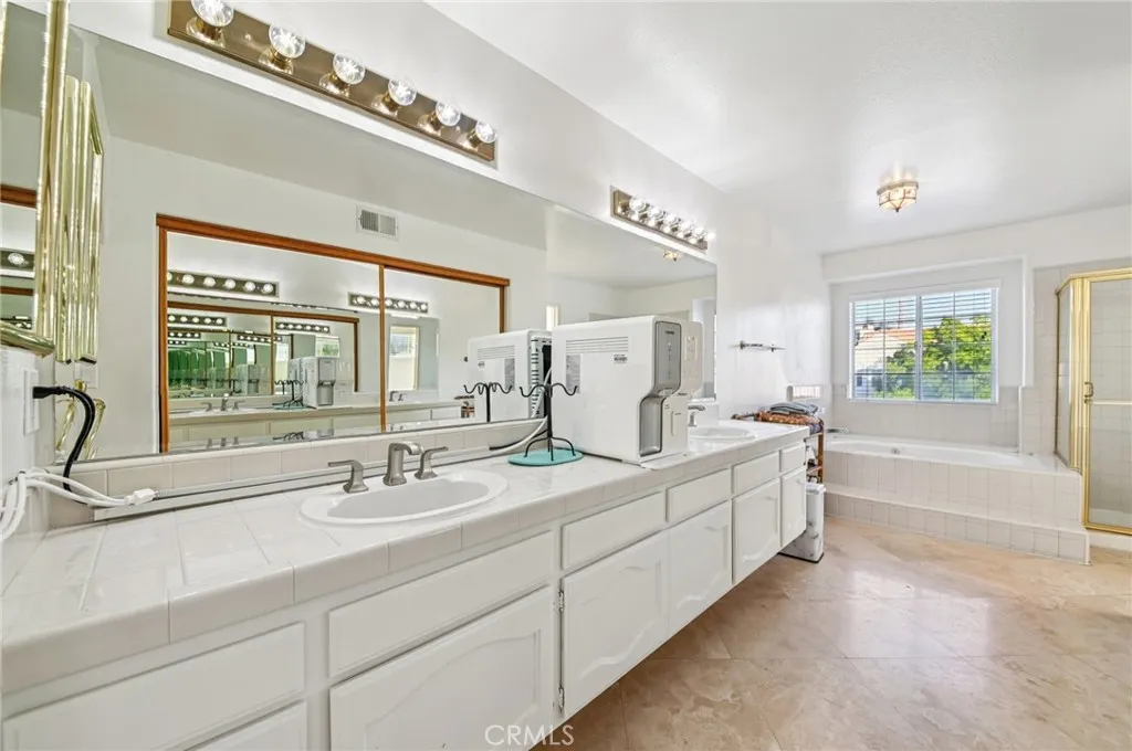 25507 Longfellow Place, Stevenson Ranch, California 91381 home-pic-37