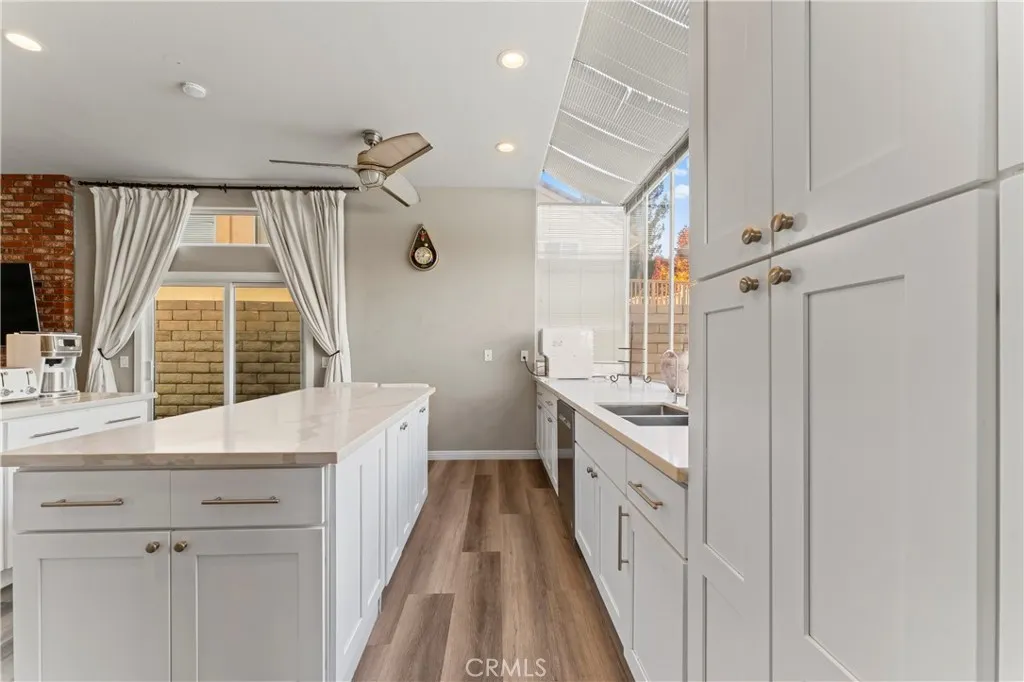 25507 Longfellow Place, Stevenson Ranch, California 91381 home-pic-17