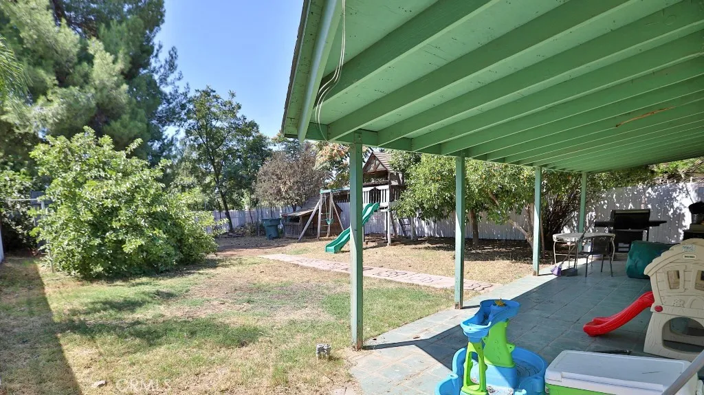 2810 11th Street, Riverside, California 92507 home-pic-14