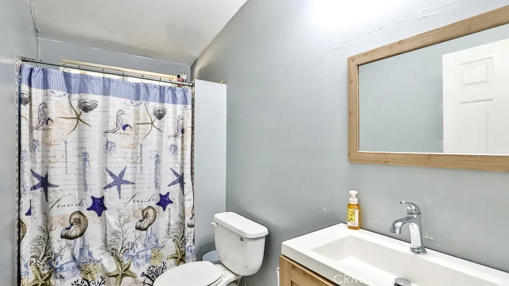 2810 11th Street, Riverside, California 92507 home-pic-10