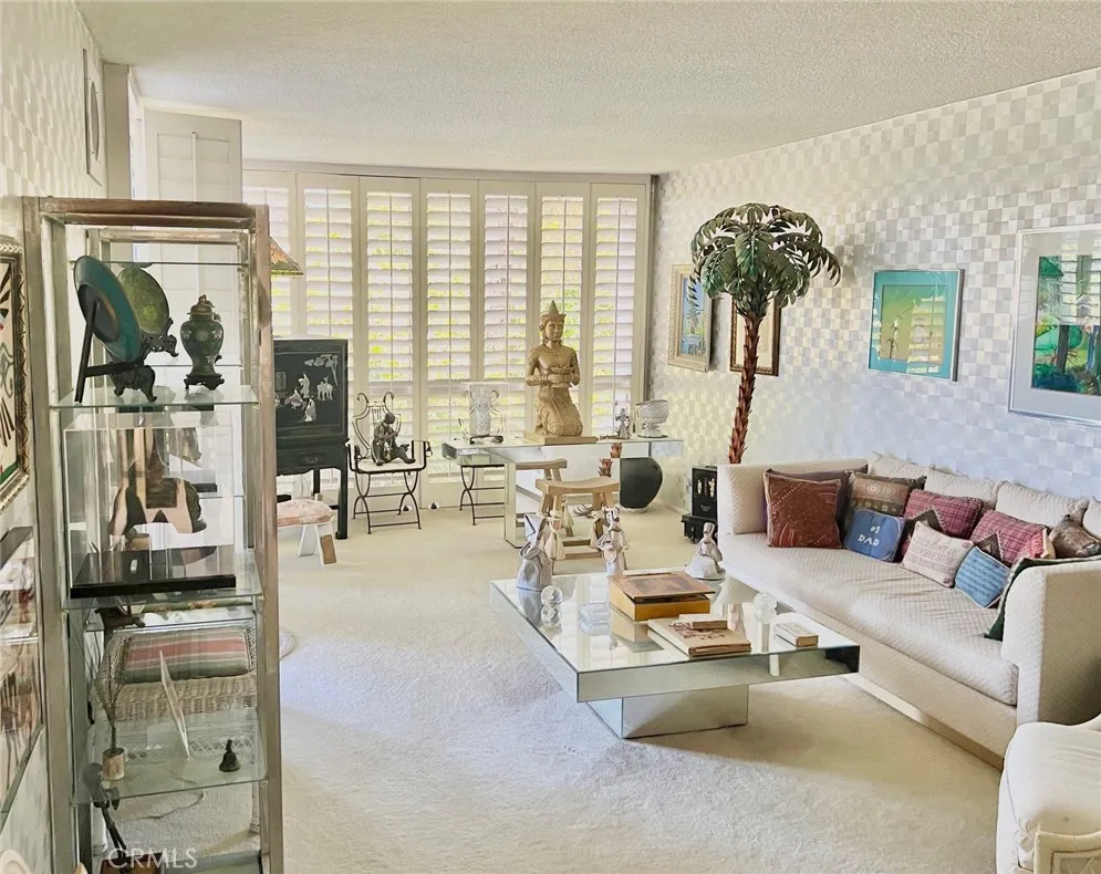 730 Santiago Avenue, Long Beach, California 90804 home-pic-34