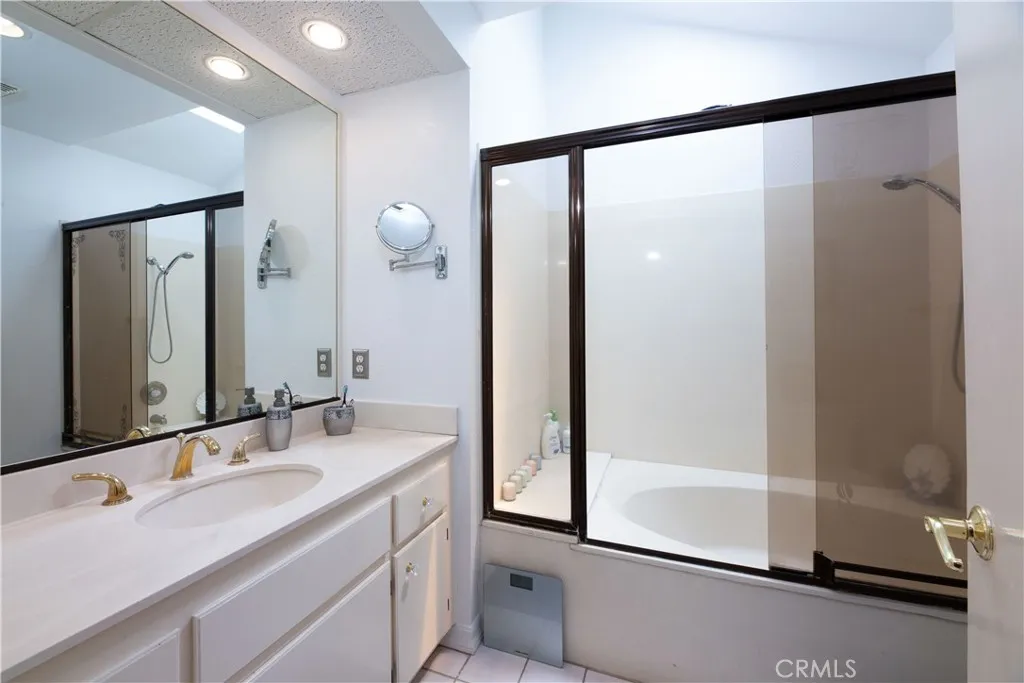 2583 Sandpebble Lane, Brea, California 92821 home-pic-17