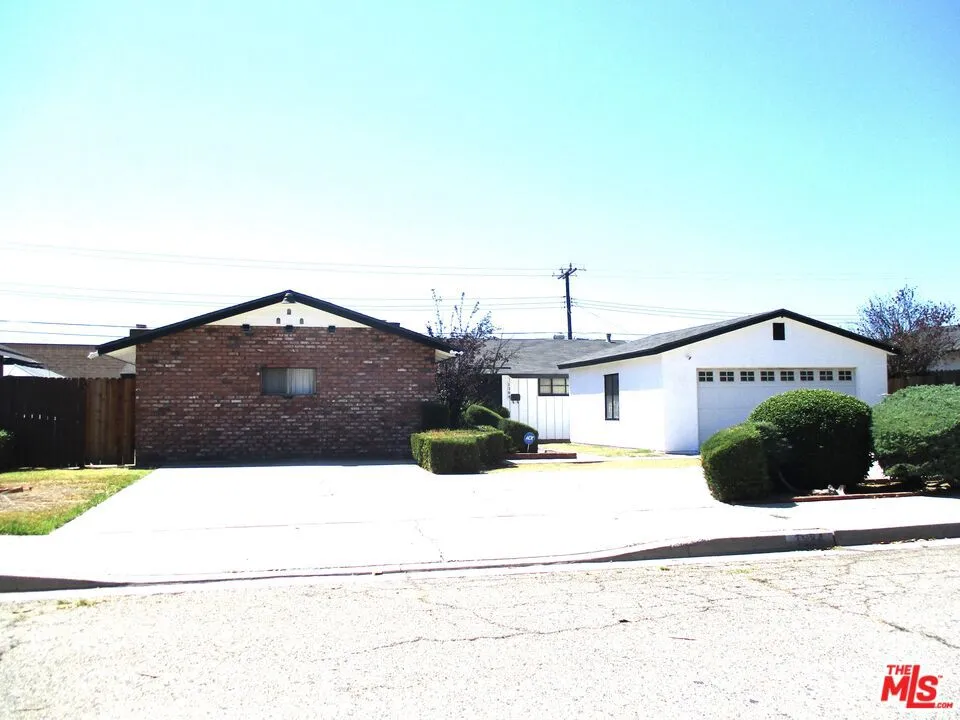 1384 Douglass Drive, Pomona, California 91768, 4 Bedrooms Bedrooms, ,3 BathroomsBathrooms,Residential,For Sale,Douglass,25584713