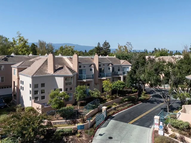 994 Alpine Terrace 2, Sunnyvale, California 94086
