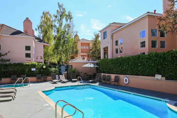 994 Alpine Terrace 2, Sunnyvale, California 94086