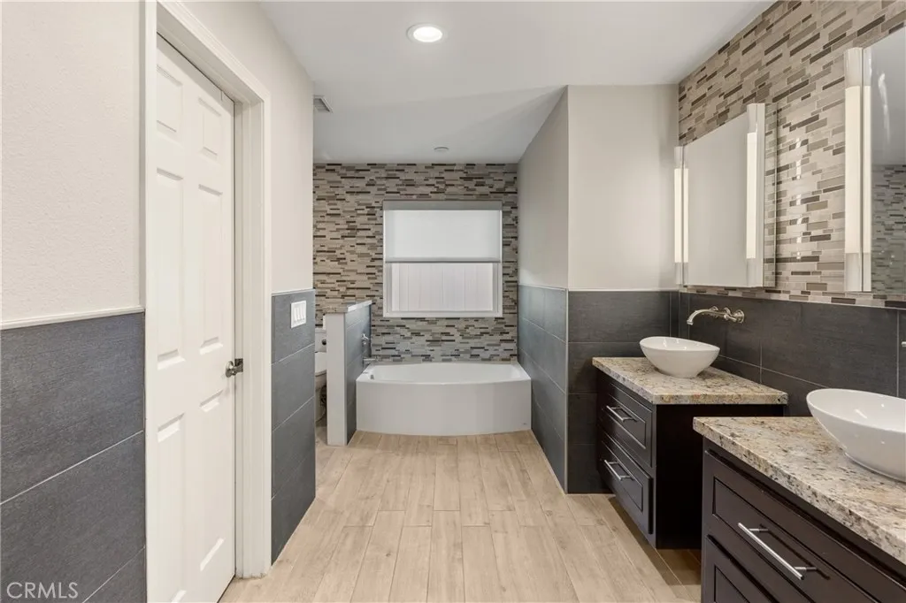 861 N Red Robin Street N, Orange, California 92869 home-pic-48