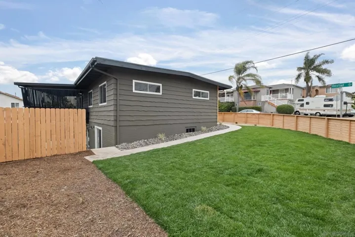 5061 Onstad St, San Diego, California 92110