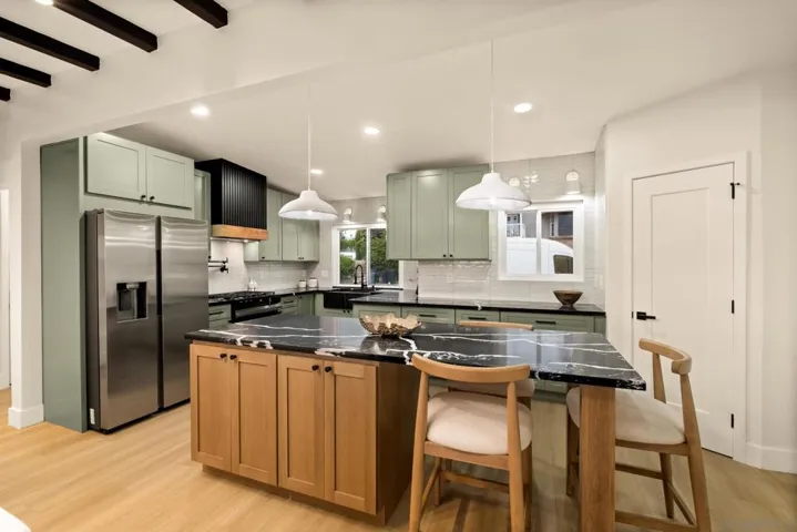 5061 Onstad St, San Diego, California 92110