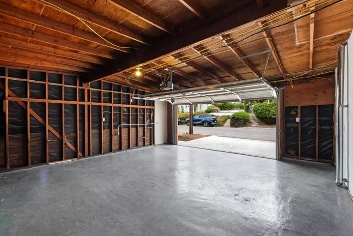 5061 Onstad St, San Diego, California 92110