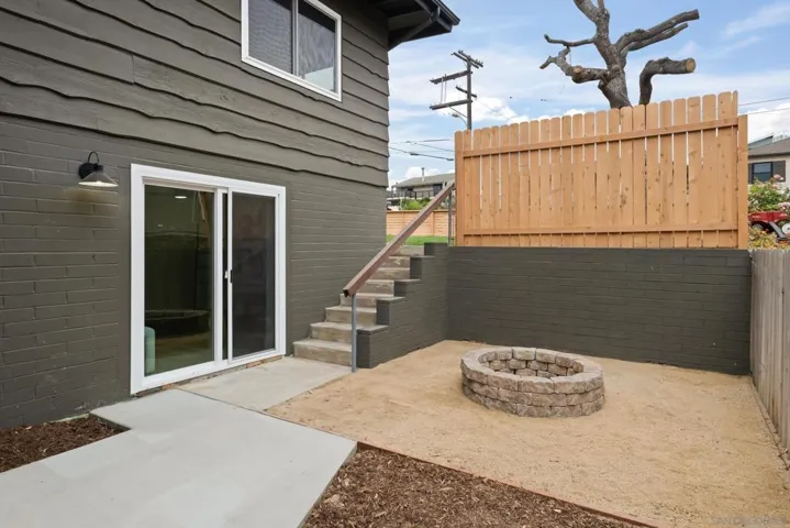 5061 Onstad St, San Diego, California 92110