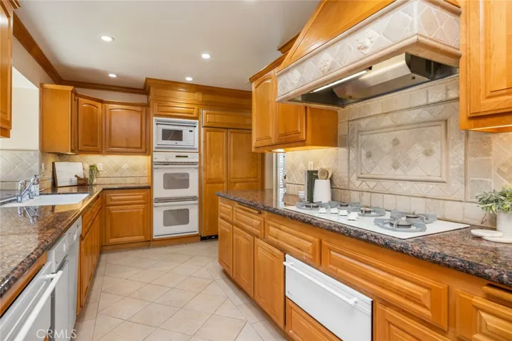15269 Carretera Drive, Whittier, California 90605