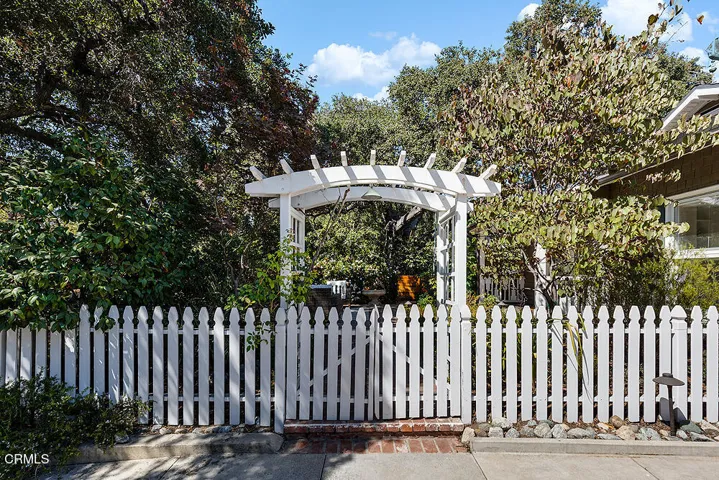 782 Arroyo Blvd 002-mls