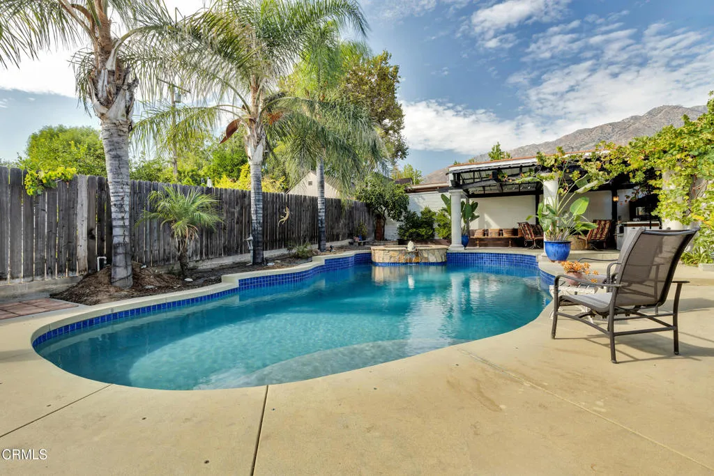 1807 Vistillas Road, Altadena, California 91001 home-pic-26