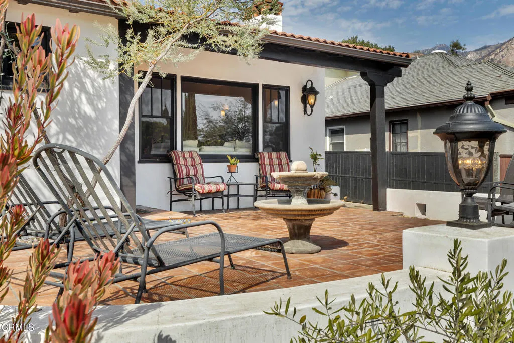 1807 Vistillas Road, Altadena, California 91001 home-pic-0