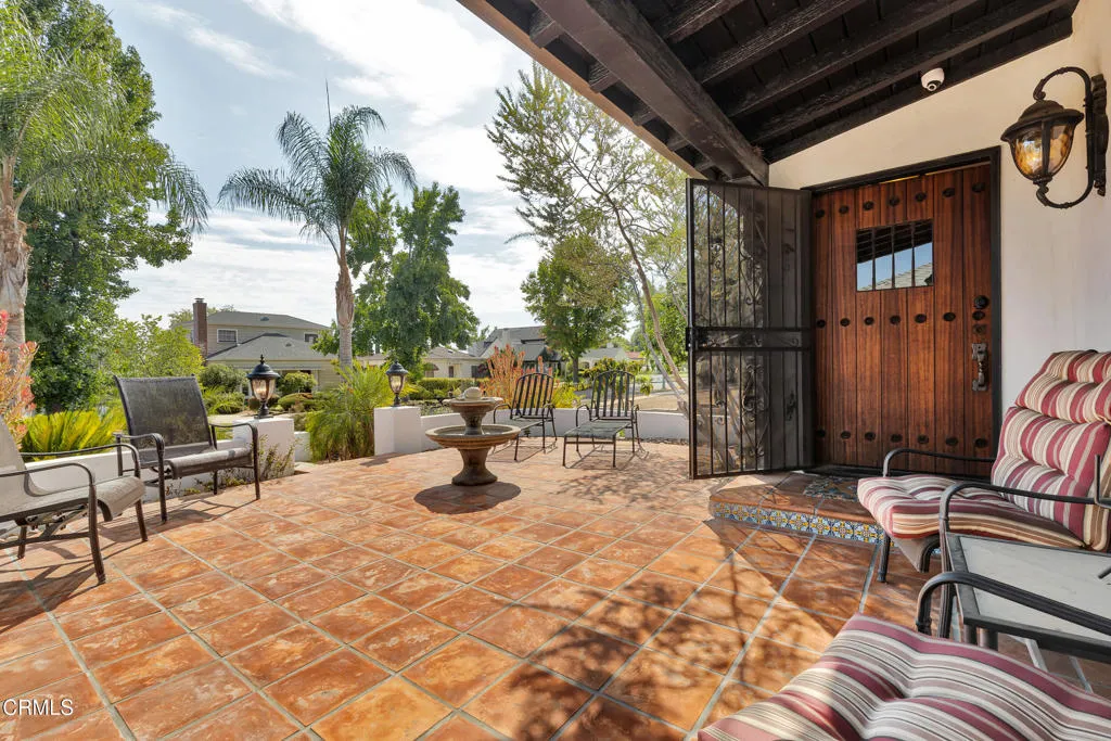 1807 Vistillas Road, Altadena, California 91001 home-pic-2