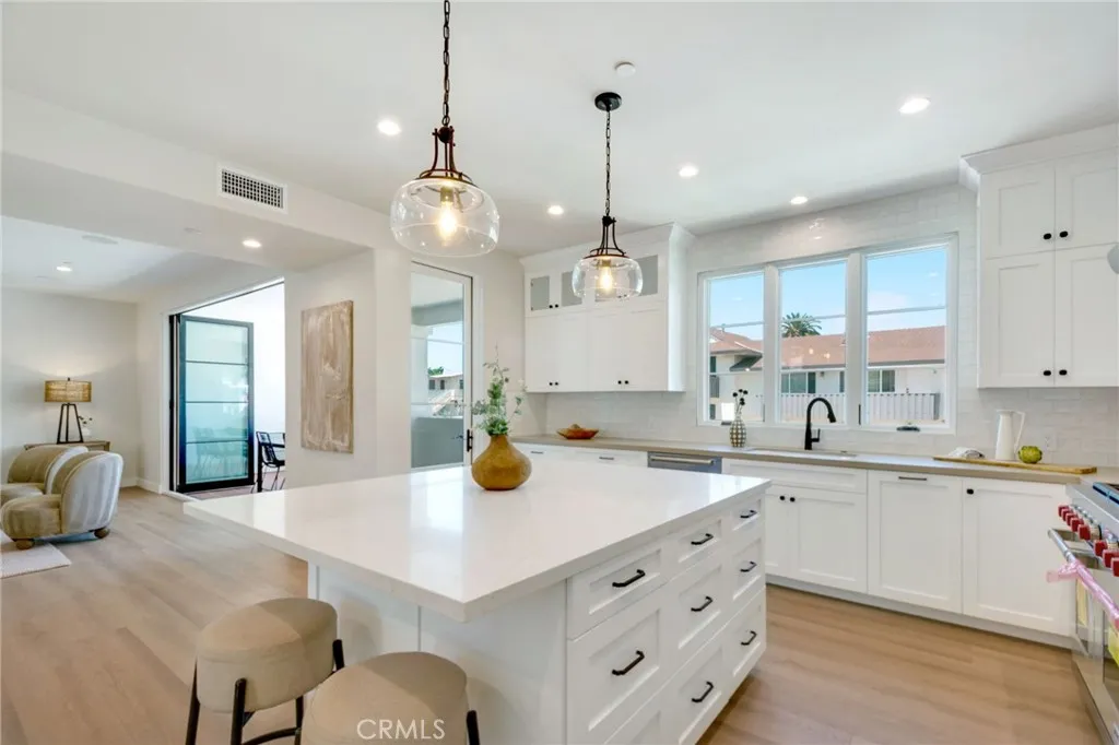 501 Elena Lane B, San Clemente, California 92672 home-pic-13