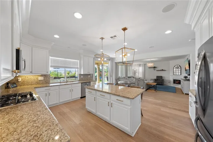 32833 Northshire Circle, Temecula, California 92592