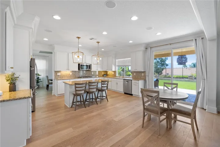 32833 Northshire Circle, Temecula, California 92592