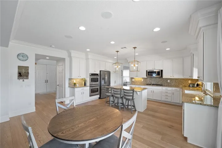 32833 Northshire Circle, Temecula, California 92592