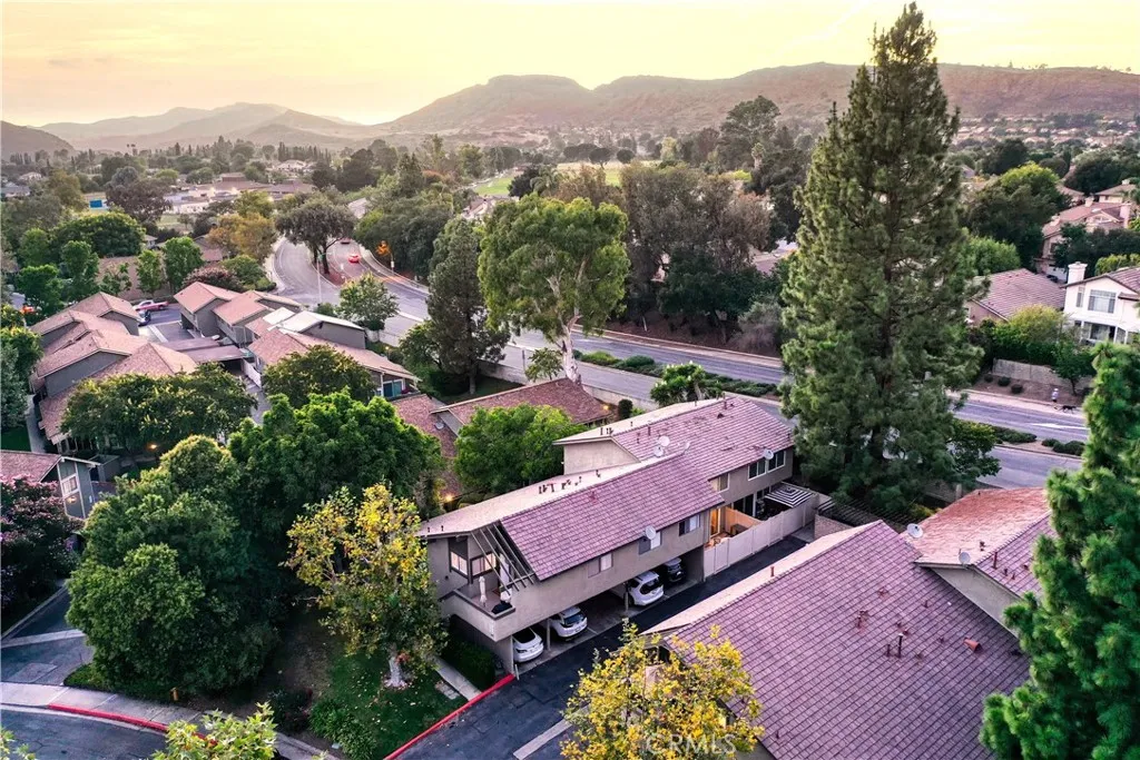 479 Serento Circle, Thousand Oaks, California 91360 home-pic-50