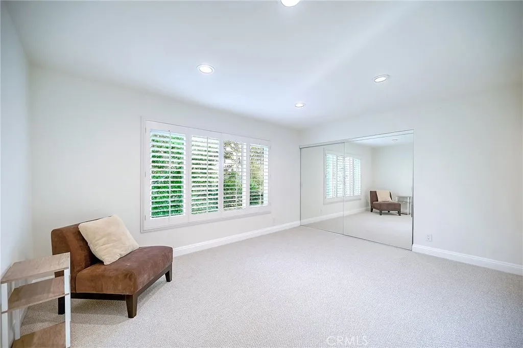 479 Serento Circle, Thousand Oaks, California 91360 home-pic-36